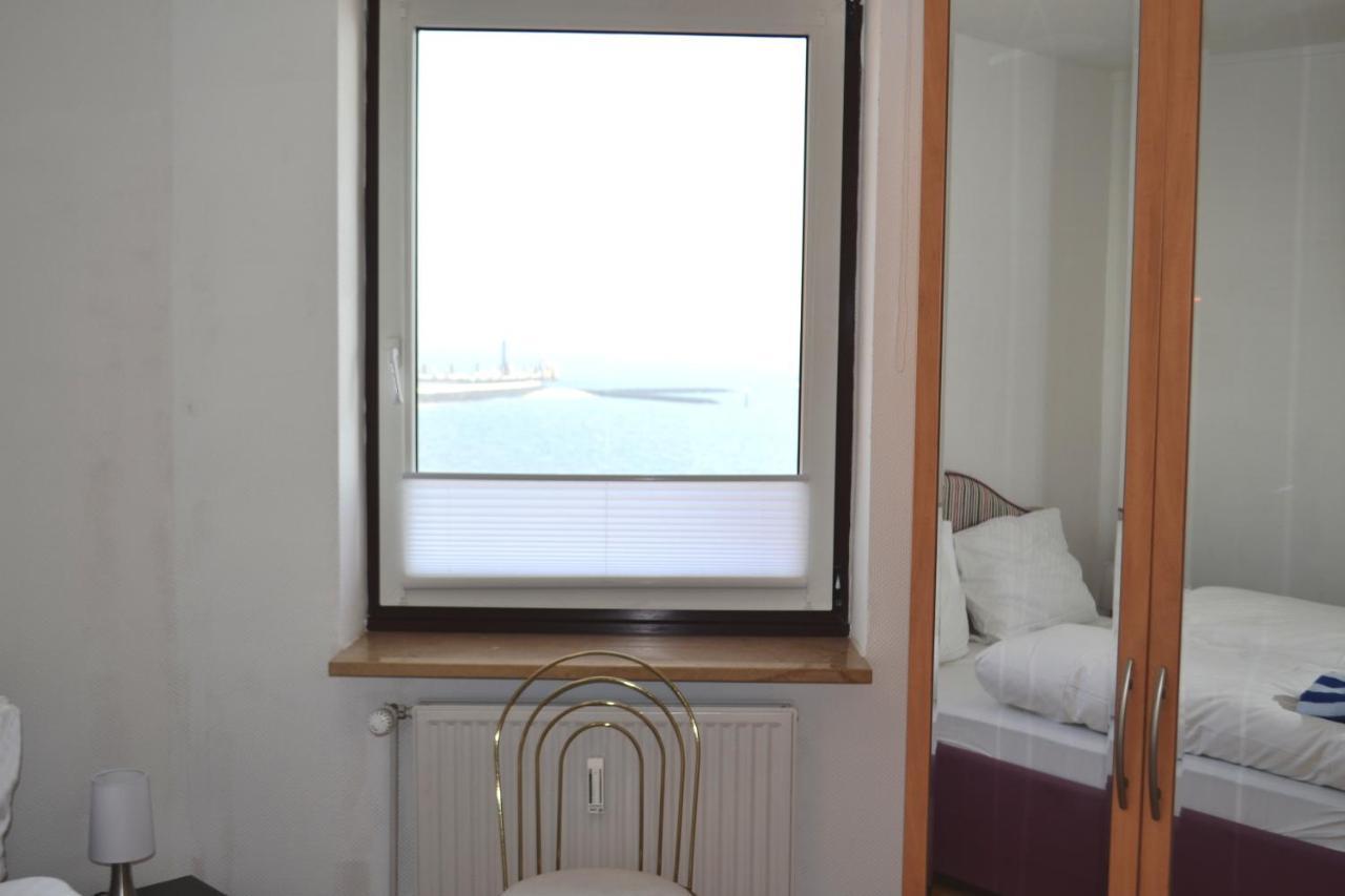 Ferienwohnung Im Strandhotel Wyk auf Föhr Exterior foto